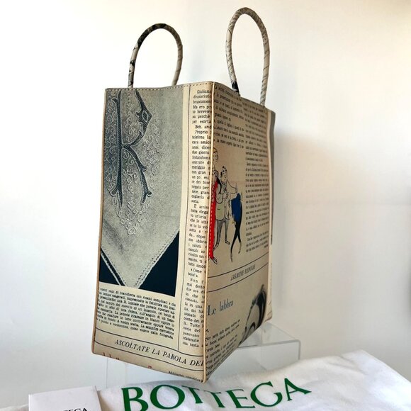 Bottega Veneta Small The Newspaper Leather Shopper Bag - Picture 12 of 16